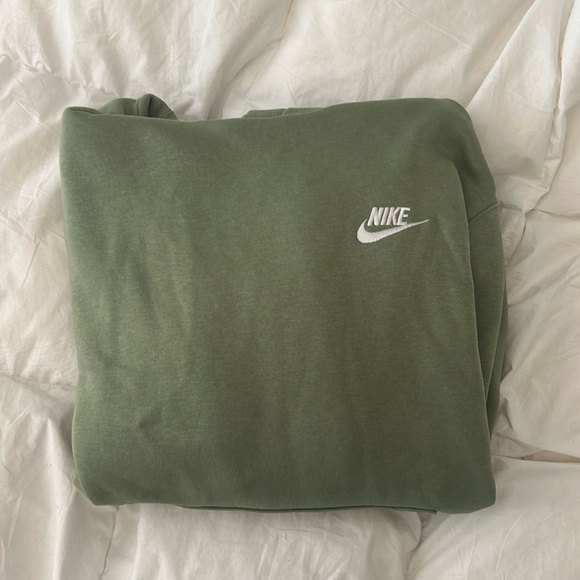 Nike Jackets & Blazers - green nike hoodie